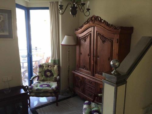 Serna Apartment *